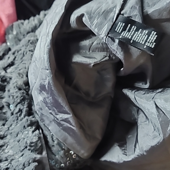 Size medium cardigan from forever 21 - Picture 6 of 6